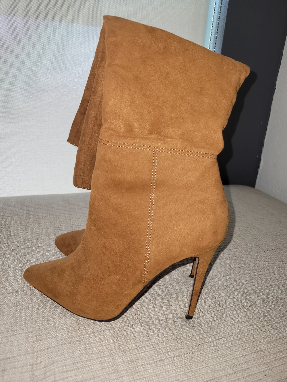 Express elegant chestnut